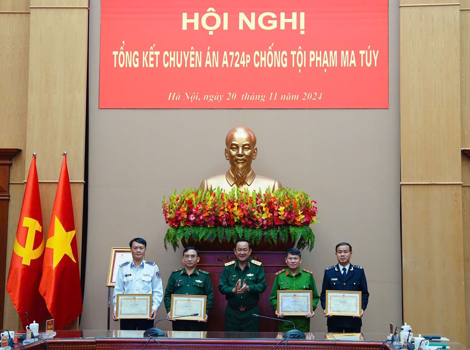 Gắn công tác xây dựng Đảng với nghiệp vụ đấu tranh phòng chống tội phạm