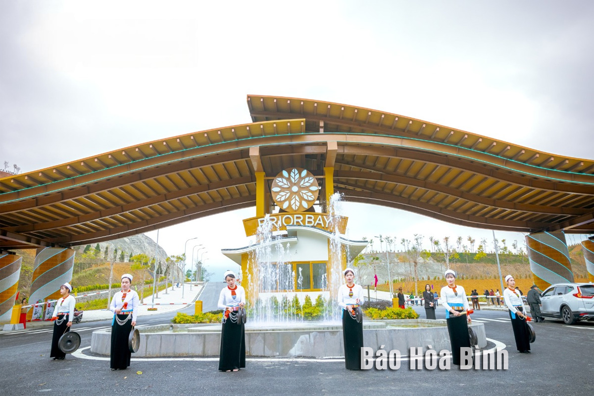 Thu hút 170 dự án đầu tư vào lĩnh vực du lịch, thương mại, dịch vụ