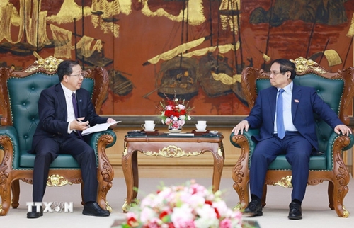Thủ tướng Phạm Minh Chính đề nghị Tập đoàn Hoa Điện đầu tư, góp phần đảm bảo an ninh năng lượng cho Việt Nam
