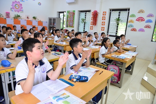 Bước chuyển nhân văn vì một nền giáo dục hiện đại