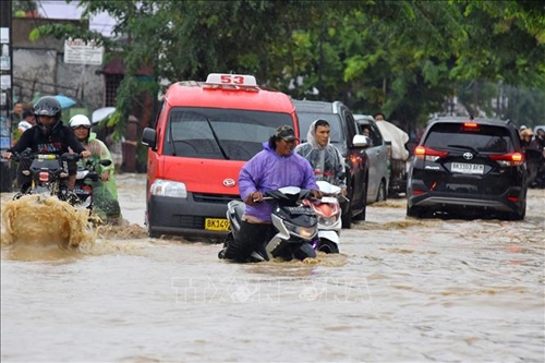 Ít nhất 20 người thiệt mạng do lũ lụt ở Indonesia