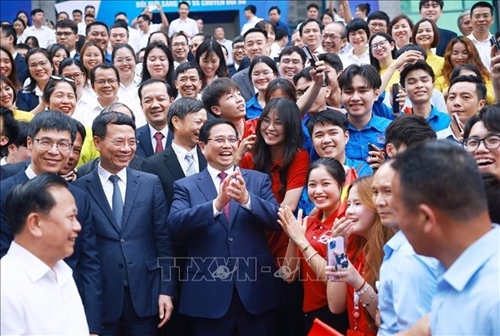 Thủ tướng Phạm Minh Chính làm việc với Học viện Công nghệ Bưu chính Viễn thông