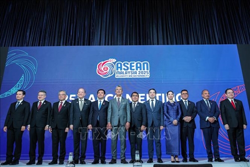 Hội nghị Cấp cao ASEAN: 11 chương trình nghị sự về hợp tác kinh tế