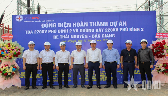 Đóng điện thành công Trạm biến áp 220kV Phú Bình 2 và đường dây rẽ Thái Nguyên - Bắc Giang