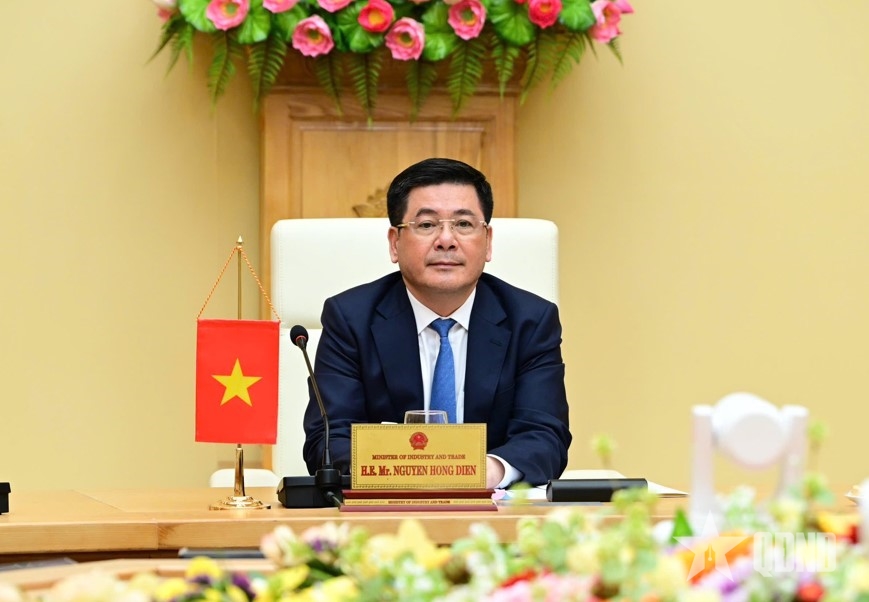 Bộ trưởng Bộ Công Thương Nguyễn Hồng Diên điện đàm với Trưởng đại diện Thương mại Hoa Kỳ