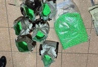Hơn 150 kg ma tuý núp bóng kẹo Socola theo đường hàng không vào Việt Nam