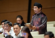 Đại biểu Nguyễn Văn Cảnh đề xuất cho phép mặc áo ngũ thân tại các hội nghị