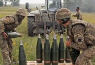 NATO cảnh báo phương Tây sắp hết đạn viện trợ cho Ukraine