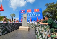 Hội đàm tại Cột mốc giao điểm đường biên giới Việt Nam - Lào - Trung Quốc
