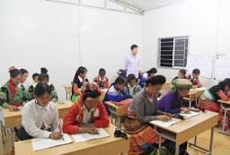 Học viên hoàn thành chương trình xóa mù chữ được xét vào học THCS