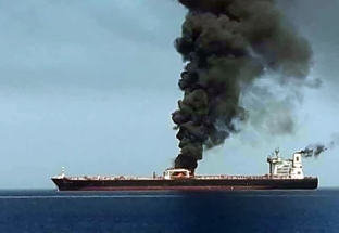 Vụ tấn công tàu chở dầu ở Vịnh Oman: Cái cớ để kích hoạt chiến tranh?