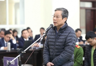 Ông Nguyễn Bắc Son nhận tội nhận hối lộ, "luật sư không cần bào chữa"
