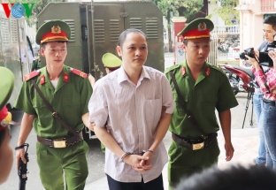 Vụ gian lận thi cử ở Hà Giang: Lừa cán bộ công an, chở bài thi đi sửa