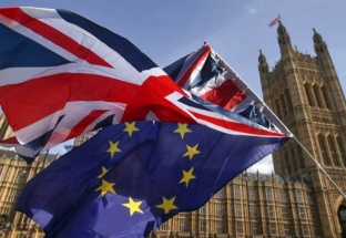 Hạ viện Anh thông qua luật ngăn chặn Brexit không thoả thuận