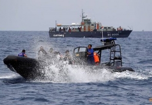 Indonesia tìm thấy hộp đen máy bay rơi, bí ẩn sắp được giải mã