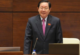 Bộ trưởng Nội vụ Lê Vĩnh Tân trả lời chất vấn