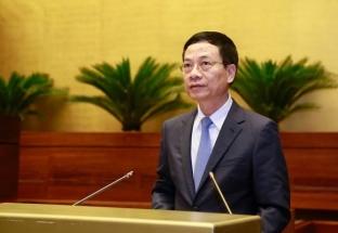 Toàn cảnh phiên chất vấn Bộ trưởng TT&TT Nguyễn Mạnh Hùng