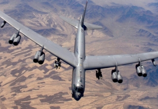 Mỹ điều B-52 đến Afghanistan không kích Taliban