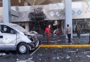 Vụ tấn công sân bay ở Yemen: Hơn 80 người thương vong