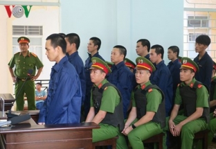 10 đối tượng gây rối tại Phan Rí Cửa lĩnh án tù