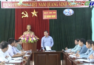 10/11: Đ/c Bí thư tỉnh ủy thăm và làm việc tại xã Nánh Nghê, Đà Bắc