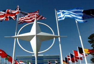Phản ứng của NATO trước nguy cơ Mỹ rút khỏi liên minh