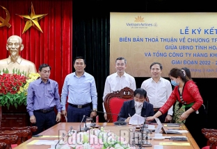 Ký kết thỏa thuận hợp tác giữa UBND tỉnh và Tổng Công ty Hàng không Việt Nam