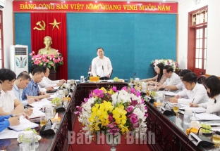 Bí thư Tỉnh ủy Nguyễn Phi Long làm việc với Đảng ủy Khối các cơ quan tỉnh