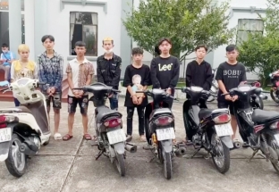 Công an Cần Thơ bắt 8 thiếu niên cướp xe máy lúc rạng sáng