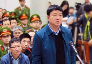Di lý ông Đinh La Thăng từ Hà Nội vào TP HCM để xét xử ngày 14/12