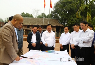 Bí thư Tỉnh ủy Nguyễn Phi Long kiểm tra tình hình lập quy hoạch Khu bảo tồn không gian văn hóa dân tộc Mường tại huyện Tân Lạc