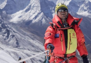 Người khiếm thị đầu tiên tại châu Á chinh phục đỉnh Everest