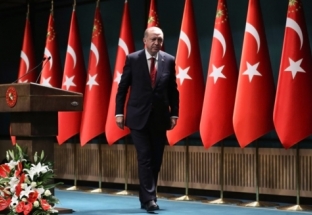 Thổ Nhĩ Kỳ: Đảng đối lập tuyên bố giành quyền kiểm soát Ankara