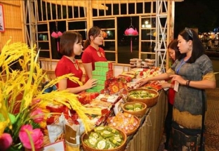 ‘Sắc màu Việt Nam’: Không gian trải nghiệm văn hóa đầy màu sắc