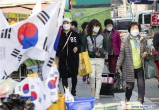 Lây nhiễm Covid-19 lan rộng, Hàn Quốc tăng mức giãn cách cao nhất