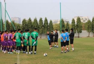 Bóng đá trẻ Việt Nam bước vào giai đoạn "hối hả" sau dịch Covid-19