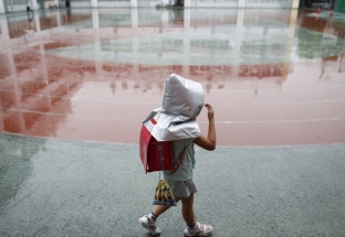Nhật Bản khuyến cáo trẻ em dưới 2 tuổi không nên đeo khẩu trang