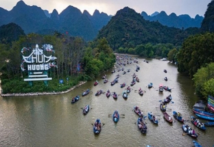 Hà Nội: Tạm dừng tổ chức Lễ hội chùa Hương