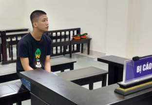 Mang tô vít đi "bảo vệ" bạn, thanh niên Hà Nội nhận 20 năm tù