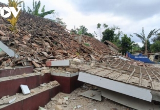 Động đất tại Indonesia: Ít nhất 56 người chết, nhiều người đang mắc kẹt