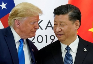 Căng thẳng thương mại Trung – Mỹ: Trung Quốc “vừa đấm vừa xoa”