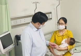 Sức khỏe của 18 cháu bé bị tiêm nhầm vaccine ngừa Covid-19 ở Quốc Oai ổn định
