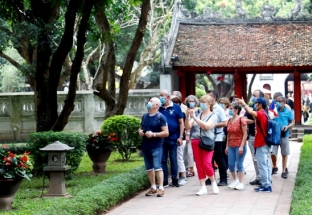 Khách du lịch tới Hà Nội tăng 23,1% so với cùng kỳ