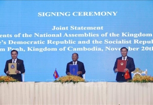 Việt Nam, Lào, Campuchia ký tuyên bố chung lần đầu tiên thiết lập cơ chế Hội nghị cấp cao Quốc hội 3 nước