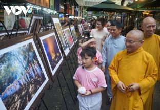 Triển lãm ảnh” Phật giáo với hoà bình”