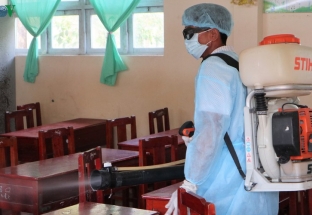 Hơn 70 học sinh tiểu học ở Cà Mau nhập viện vì chóng mặt, sốt...