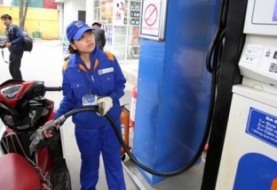 Giá xăng dầu giảm nhẹ từ 15h