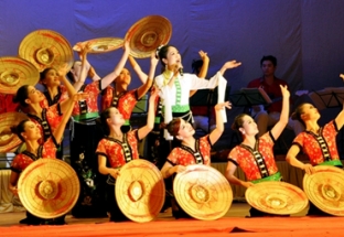 Liên hoan Ca, múa, nhạc toàn quốc 2018 diễn ra tại Cao Bằng