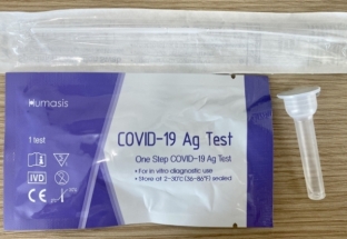 Kit test nhanh COVID-19 ngày càng đắt, giá vọt lên trên 100.000 đồng/bộ