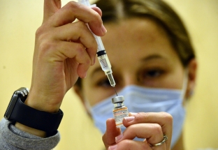 Mỹ lên kế hoạch tăng tốc sản xuất 1 tỷ liều vaccine ngừa Covid-19 hàng năm